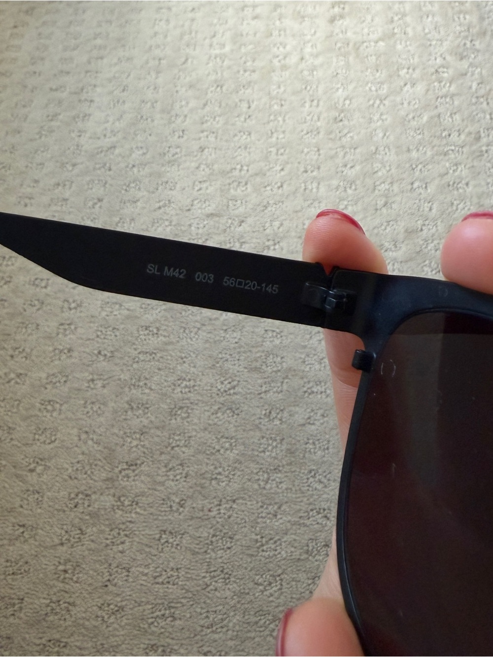 Saint Laurent Black Cat-Eye Sunglasses with Dark Lenses - Picture 8 of 9